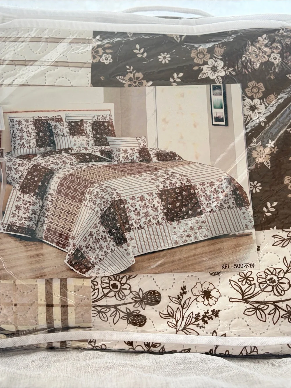 Classic Floral Patchwork Bedspread - Brown and Cream
